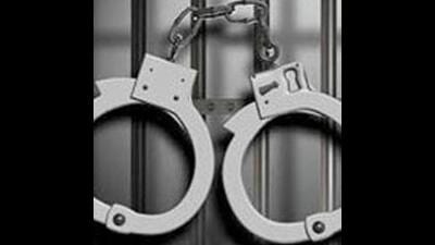 The Division number 5 police conducted a raid at pan shops at Satpaul Mittal road in Ludhiana (Malhar road) and arrested four persons for allegedly serving hookahs among youths and minors. (Getty images)