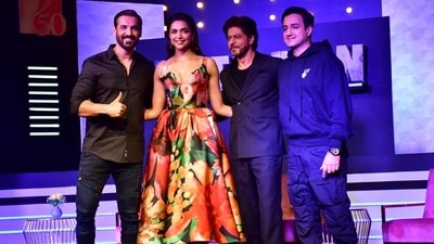 Shah Rukh Khan, Deepika Padukone, John Abraham and Siddharth Anand from an event. (Varinder Chawla) (Varinder Chawla) Shah Rukh Khan, Deepika Padukone, John Abraham and Siddharth Anand from an event. (Varinder Chawla) (Varinder Chawla)