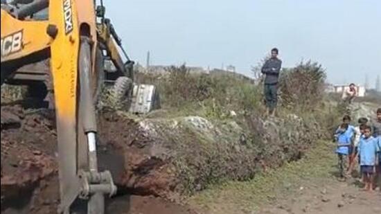 Police said the accident took place in an industrial area on the outskirts of Raipur (Screengrab)