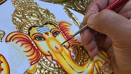 A beginner's guide to Tanjore art: Origin, types and everything you need to know(Instagram/@tanjorecollective)