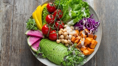 “While Charaka outlined only 18 different types of incompatible combinations. There are innumerable examples that can be identified by using the same principles. It may sound complex and impossible to avoid all these in real life. But you can definitely get started with few basic ground rules,” says, Dr. Varalakshmi, Ayurvedic Doctor and Wellness Coach, in her recent Instagram post. She further shared five fundamental rules of food combining as per Ayurveda. (Unsplash/Anna Pelzer) “While Charaka outlined only 18 different types of incompatible combinations. There are innumerable examples that can be identified by using the same principles. It may sound complex and impossible to avoid all these in real life. But you can definitely get started with few basic ground rules,” says, Dr. Varalakshmi, Ayurvedic Doctor and Wellness Coach, in her recent Instagram post. She further shared five fundamental rules of food combining as per Ayurveda. (Unsplash/Anna Pelzer)