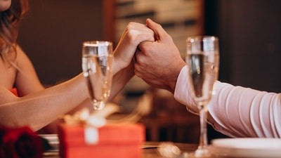 It is important to be aware of toxic dating trends and to prioritize healthy communication, respect, and mutual understanding in all relationships. (freepik ) It is important to be aware of toxic dating trends and to prioritize healthy communication, respect, and mutual understanding in all relationships. (freepik )