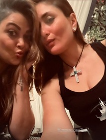 Kareena Kapoor with Amrita Arora.