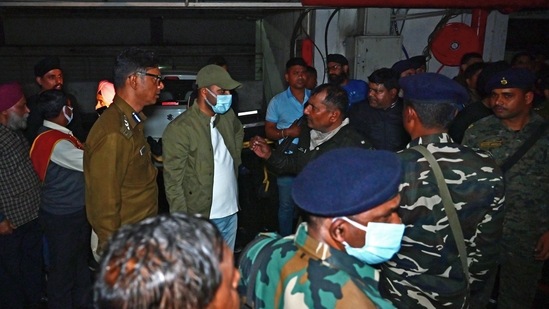 Earlier, Jharkhand Chief Minister Hemant Soren expressed his condolences over the death of 14 persons in the major fire in Dhanbad's Ashirwad Tower Apartment. (ANI)