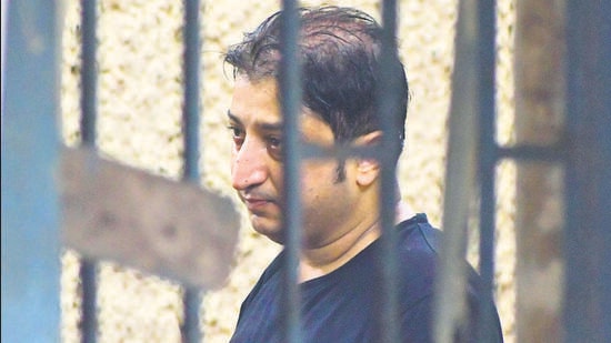 Mumbai, India - October 06, 2022: Accused 40-year-old Irfan Abdul Rahim Bilakhiya who was driving the Hyundai Creta car remanded to one-day police custody, after arrested and produced for the Bandra-Worli Sealink road accident case in the early hours of Wednesday, at Bhoiwada Court, in Mumbai, India, on Thursday, October 06, 2022. (Photo by Bhushan Koyande/HT Photo) (HT PHOTO)