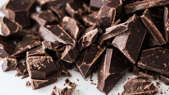 Dark chocolate is a source of powerful antioxidants, the compounds that help protect the body against damage from free radicals.(Unsplash)