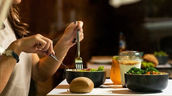Other combinations you must avoid: Eating raw salads with cooked food, drinking hot water after eating meat and drinking cold water after ghee or fatty food.(Unsplash/Farhad Ibrahimzade)