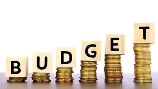 Currently, the basic customs duty on silver dore is 6.1 per cent, while on silver unwrought or semi-manufactured items it is 7.5 per cent. Currently, the basic customs duty on silver dore is 6.1 per cent, while on silver unwrought or semi-manufactured items it is 7.5 per cent.