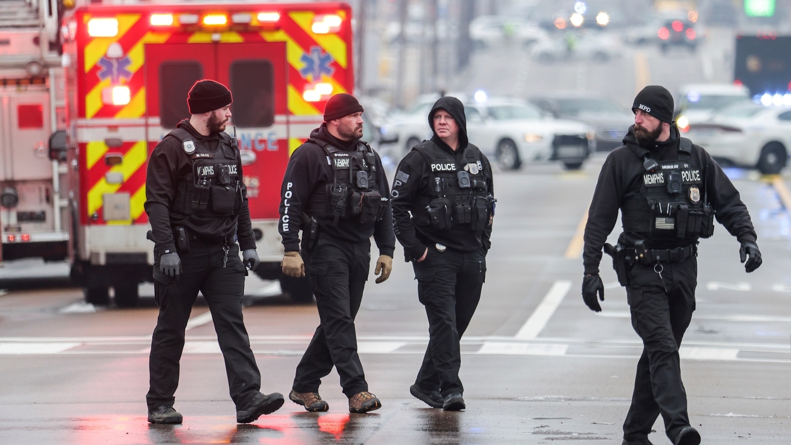 1 dead, officer wounded in shooting at Memphis library in US