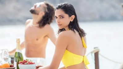 Besharam Rang singer Shilpa Rao has praised Deepika Padukone in a new interview.