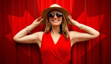 Red dresses for women make for a stunning option for Valentine's Day. (Pexels)
