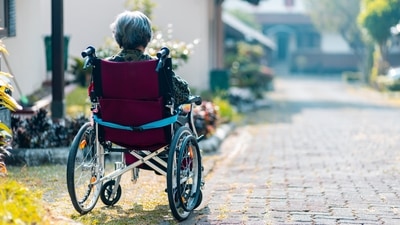 Social isolation linked to Dementia risk factors: Study (Unsplash) Social isolation linked to Dementia risk factors: Study (Unsplash)
