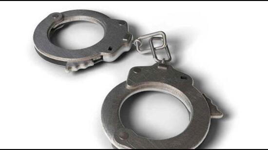 A joint team of the Haryana chief minister’s flying squad and excise department raided two eateries and arrested three persons for serving and consuming liquor illegally late Wednesday. (HT File) A joint team of the Haryana chief minister’s flying squad and excise department raided two eateries and arrested three persons for serving and consuming liquor illegally late Wednesday. (HT File)