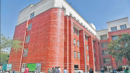 Dr BR Ambedkar School of Excellence was inaugurated by Delhi chief minister Arvind Kejriwal at Janakpuri, on Thursday. Deputy CM was also present on the occasion. (ANI) Dr BR Ambedkar School of Excellence was inaugurated by Delhi chief minister Arvind Kejriwal at Janakpuri, on Thursday. Deputy CM was also present on the occasion. (ANI)