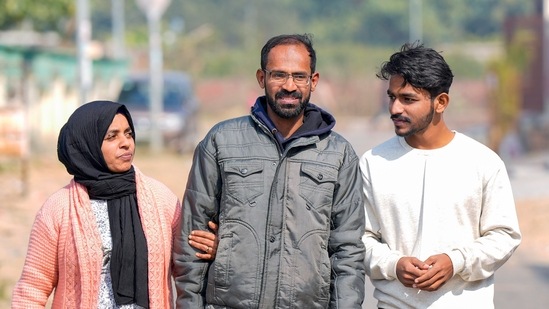 Lucknow: Journalist Siddique Kappan with his wife Raihana and son Muzammil following his release from the Lucknow District Jail, in Lucknow, Thursday, Feb 2, 2023. (PTI Photo/Nand Kumar)(PTI02_02_2023_000063B)(PTI)