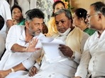 Siddaramaiah claimed that the letter was issued with an objective to destroy his relation with KPCC president DK Shivakumar.(ANI) Siddaramaiah claimed that the letter was issued with an objective to destroy his relation with KPCC president DK Shivakumar.(ANI)