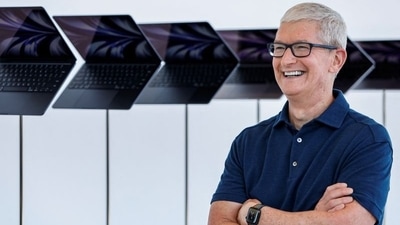 Apple CEO Tim Cook (REUTERS)