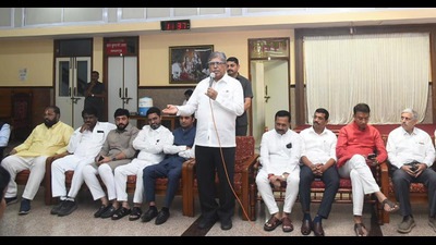 Bharatiya Janata Party leader and Pune district guardian minister Chandrakant Patil held a meeting with party office-bearers on Friday (HT PHOTO) Bharatiya Janata Party leader and Pune district guardian minister Chandrakant Patil held a meeting with party office-bearers on Friday (HT PHOTO)