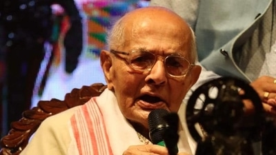 Jnanpith Award winner Assamese poet Nilamani Phukan. (AGENCIES) Jnanpith Award winner Assamese poet Nilamani Phukan. (AGENCIES)