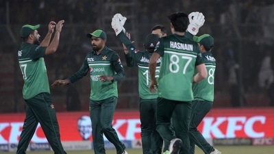 Pakistan players in action (AP) Pakistan players in action (AP)