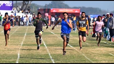 Players in action during the 83rd Rural Sports held at Kila Raipur Games in Ludhiana on Friday. (Gurpreet Singh/HT) Players in action during the 83rd Rural Sports held at Kila Raipur Games in Ludhiana on Friday. (Gurpreet Singh/HT)