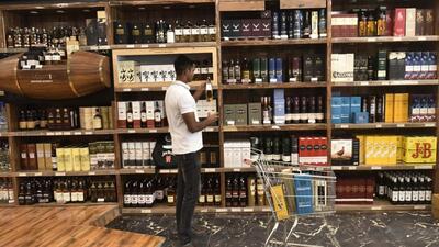 The Delhi government’s 2021-22 excise policy aimed to revitalize the city’s flagging liquor business. It wanted to replace a sales-volume based regime with a licence fee one for traders, and promised swankier stores, free of the infamous metal grilles, ultimately giving customers a better buying experience. (Representative image/HT Archive)