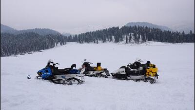 With an eye on boosting tourism, the J&K government is trying to represent Doodhpathri as second Gulmarg of Kashmir and has begun skiing on the slopes of this meadow located in central Kashmir’s Budgam district. (HT Photo) With an eye on boosting tourism, the J&K government is trying to represent Doodhpathri as second Gulmarg of Kashmir and has begun skiing on the slopes of this meadow located in central Kashmir’s Budgam district. (HT Photo)