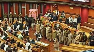 Heavy security at MCD house for mayor election held on January 24, Delhi. (HT )