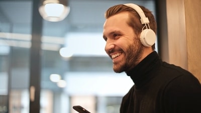 Bluetooth headphones are a great way to enjoy music. (Pexels) Bluetooth headphones are a great way to enjoy music. (Pexels)