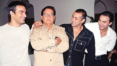 Salim Khan with his kids Arbaaz, Salman and Sohail. Salim Khan with his kids Arbaaz, Salman and Sohail.