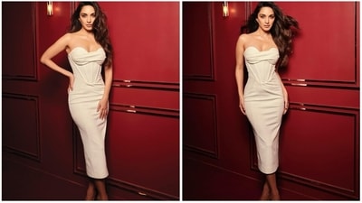 Kiara Advani: The Kabir Singh actor shows how to rock the bodycon and dress effortlessly. You can style a strapless figure-grasping dree with minimal jewellery and stilettoes and grab all eyes. (Instagram/@kiaraaliaadvani) Kiara Advani: The Kabir Singh actor shows how to rock the bodycon and dress effortlessly. You can style a strapless figure-grasping dree with minimal jewellery and stilettoes and grab all eyes. (Instagram/@kiaraaliaadvani)