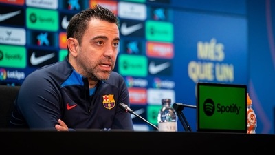 Xavi (FC Barcleona) Xavi (FC Barcleona)