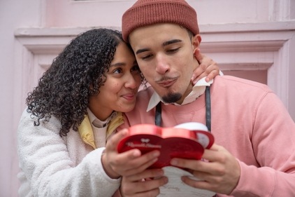 The best way to celebrate chocolate day is by surprising your loved one with their favourite chocolates and a heartful note. (pexels) The best way to celebrate chocolate day is by surprising your loved one with their favourite chocolates and a heartful note. (pexels)