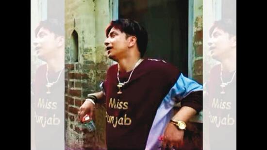 Rinku (Good Luck Jerry), played by Deepak Dobriyal Rinku (Good Luck Jerry), played by Deepak Dobriyal