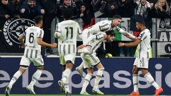 Soccer Football - Coppa Italia - Quarter Final - Juventus v Lazio - Allianz Stadium, Turin, Italy - February 2, 2023 Juventus' Bremer celebrates scoring their first goal with teammates REUTERS/Massimo Pinca(REUTERS)