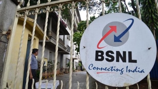 BSNL indigenously developed 4G service likely to be rolled out this year.(Livemint)