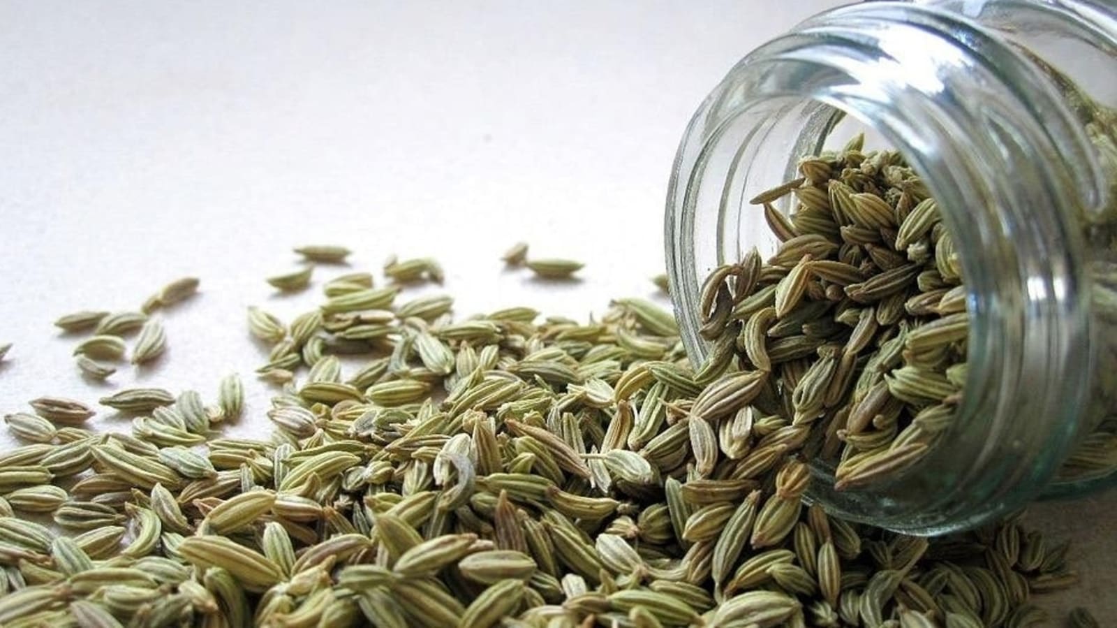 Ayurveda expert on best ways to consume fennel seeds for digestion