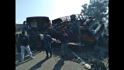 The accident took place around 3.30am on Saturday when the bus was on its way from Delhi to Amritsar. (HT photo)