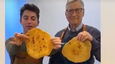 Gates joined celebrity chef Eitan Bernath to make roti. (Instagram/narendramodi)