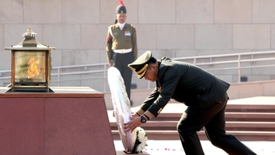 Lt Gen Manet also paid tributes to the fallen heroes of the Indian Armed Forces by laying a wreath at the National War Memorial. Lt Gen Manet also paid tributes to the fallen heroes of the Indian Armed Forces by laying a wreath at the National War Memorial.