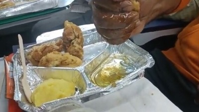 Vande Bharat passenger complains of 'bad quality food'; IRCTC responds. Watch