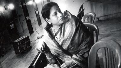 vani jairam singer. 11January2002 HTPHOTO vani jairam singer. 11January2002 HTPHOTO