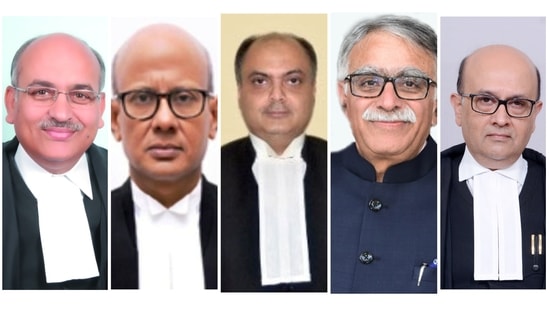 L-R: Justices Pankaj Mithal, Sanjay Kumar, Ahsanuddin Amanullah, Sanjay Karol and Manoj Misra.(File)