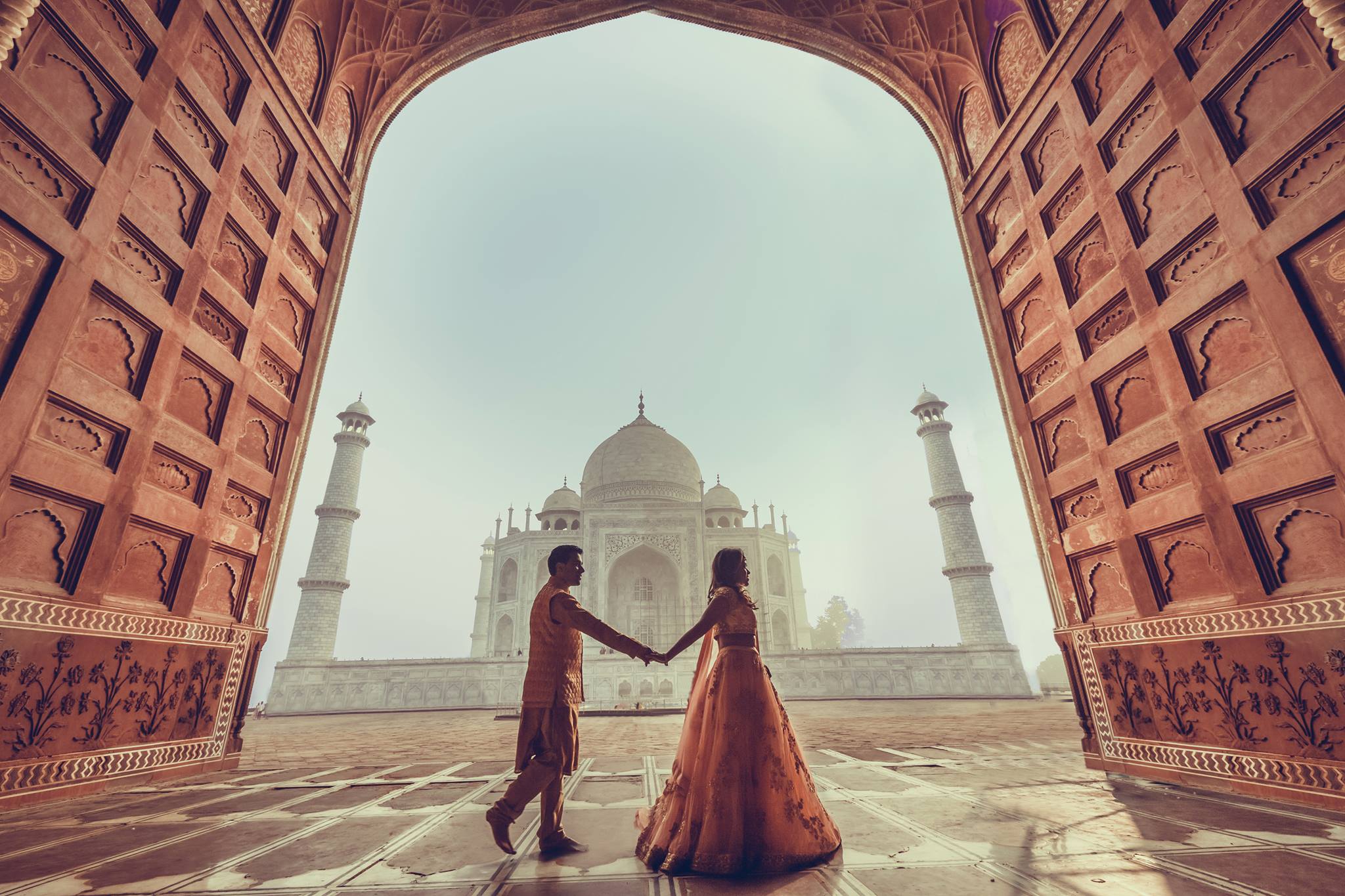 Home to the iconic Taj Mahal, Agra is a romantic destination to celebrate Valentine's day.(Facebook/@WeddingSutra) Home to the iconic Taj Mahal, Agra is a romantic destination to celebrate Valentine's day.(Facebook/@WeddingSutra)