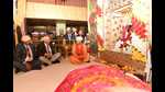 CM Yogi Adityanath paid glowing tributes to sant Ravidas in Seer Goverdhanpur. (HT) CM Yogi Adityanath paid glowing tributes to sant Ravidas in Seer Goverdhanpur. (HT)