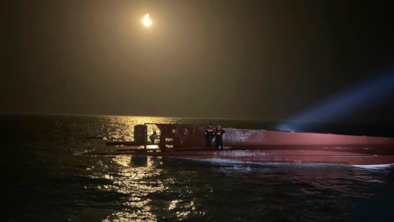 Fishing boat capsizes in South Korea, 9 missing