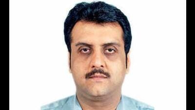 After repeated follow-ups from 2017 to 2022, when the duo failed to repay any more of the victim’s money, he finally approached the police and on Saturday, the police booked the husband-wife duo as well as two other accomplices for cheating, criminal breach of trust and acts by several persons in furtherance of common intention under the Indian Penal Code. (HT PHOTO) After repeated follow-ups from 2017 to 2022, when the duo failed to repay any more of the victim’s money, he finally approached the police and on Saturday, the police booked the husband-wife duo as well as two other accomplices for cheating, criminal breach of trust and acts by several persons in furtherance of common intention under the Indian Penal Code. (HT PHOTO)