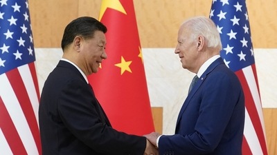 U.S. President Joe Biden, right, and Chinese President Xi Jinping shake hands before their meeting on the sidelines of the G20 summit meeting, November 14 in Nusa Dua, in Bali, Indonesia. (AP) U.S. President Joe Biden, right, and Chinese President Xi Jinping shake hands before their meeting on the sidelines of the G20 summit meeting, November 14 in Nusa Dua, in Bali, Indonesia. (AP)
