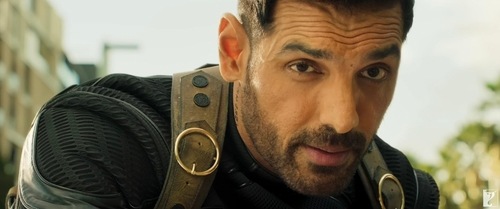John Abraham played the villain Jim. John Abraham played the villain Jim.