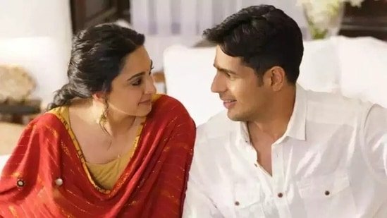 Sidharth Malhotra, Kiara Advani wedding live updates: The sangeet night preparations are underway at the Suryagarh Palace in Jaisalmer. Sidharth Malhotra, Kiara Advani wedding live updates: The sangeet night preparations are underway at the Suryagarh Palace in Jaisalmer.